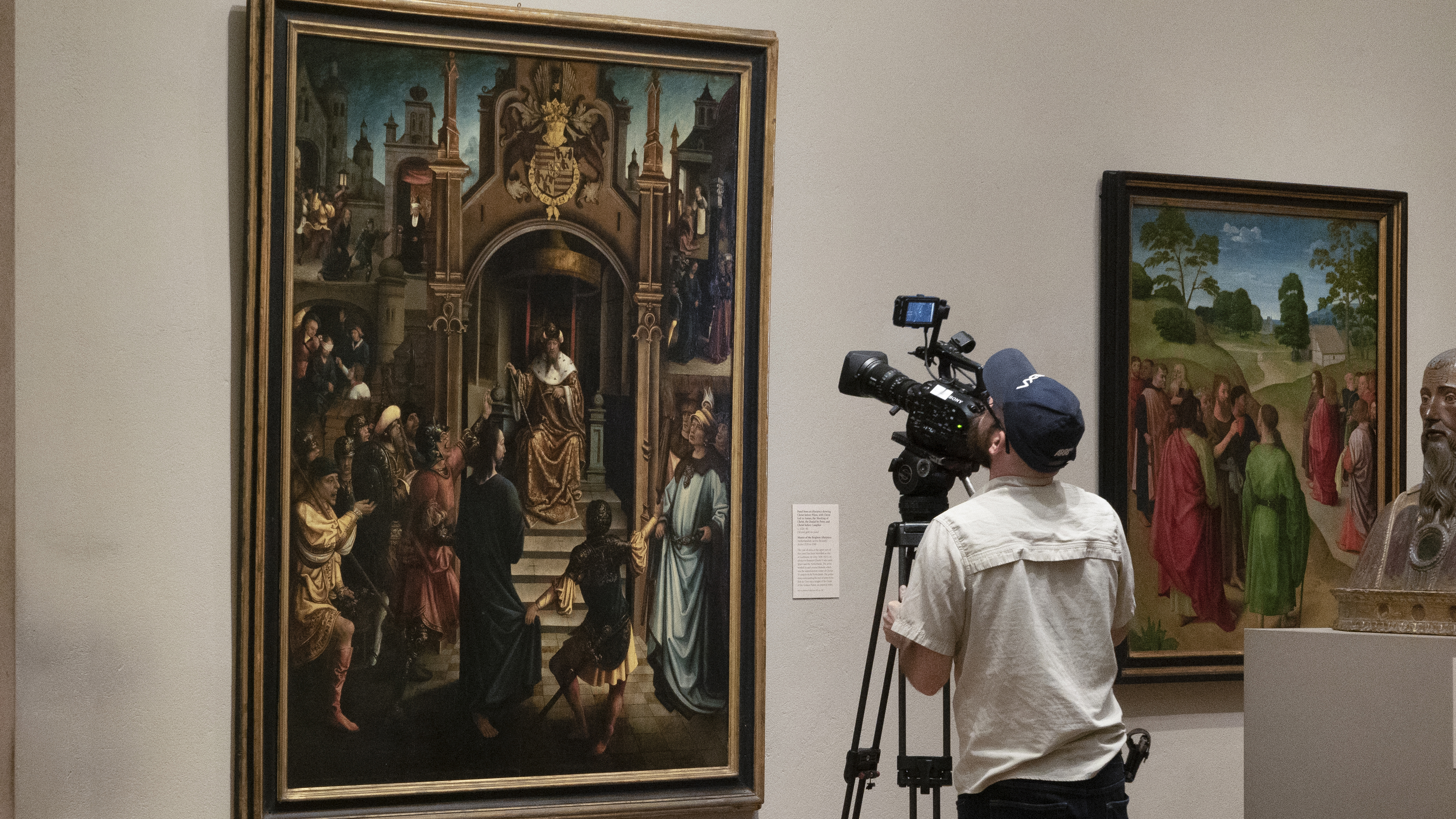 Filming EASTER IN ART at the Philadelphia Museum of Art © David Bickerstaff